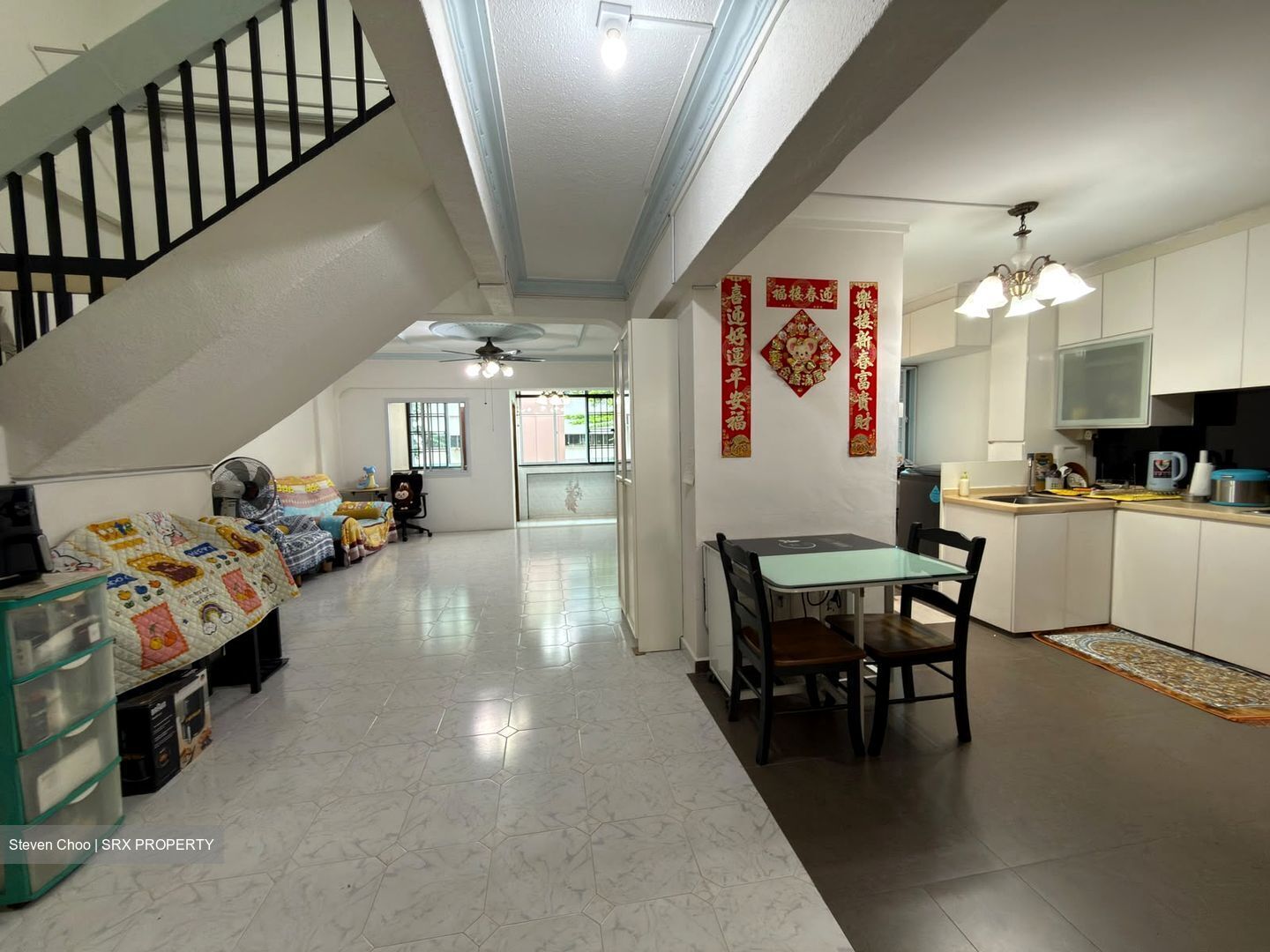 Blk 549 Jurong West Street 42 (Jurong West), HDB Executive #628443321